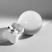 Выгодные наушники Apple AirPods 2