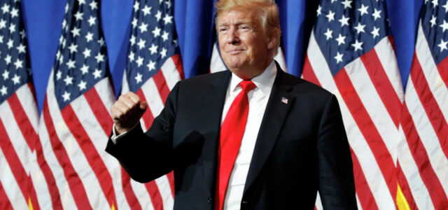 Эксперт назвал введение Трампом пошлин против Китая диалогом с позиции силы