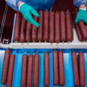Ликсутов: предприятия Москвы увеличили объем производства пищевой продукции