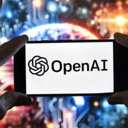 OpenAI оказалась вынуждена обновлять ИИ-модели из-за давления конкурентов