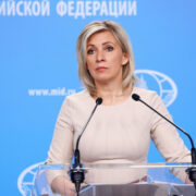 Захарова заявила, что одевается только в отечественное