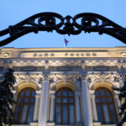 ЦБ возобновляет ограничение полной стоимости потребительских кредитов