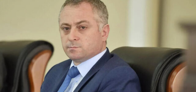 Глава Приднестровья поздравил Гунбу с избранием на пост президента Абхазии