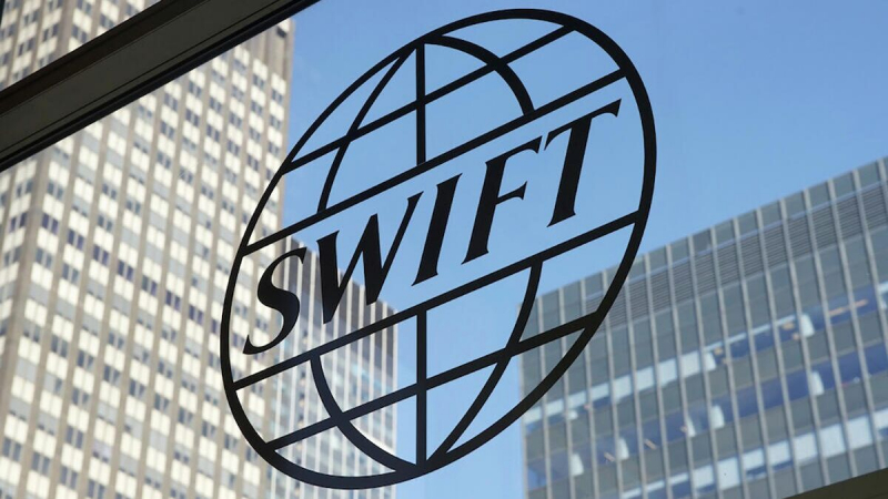 Глава ВТБ заявил, что SWIFT уже никому не нужен