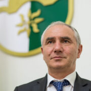 И. о. премьер-министра Абхазии подал в отставку