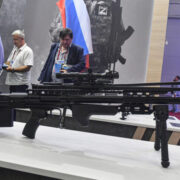 Россия заняла второе место в мире среди ведущих экспортеров оружия