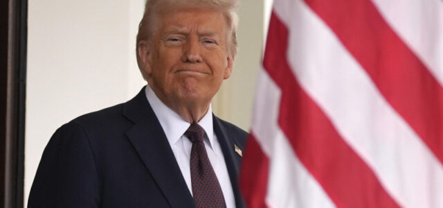 Трамп заявил о новом буме американской промышленности