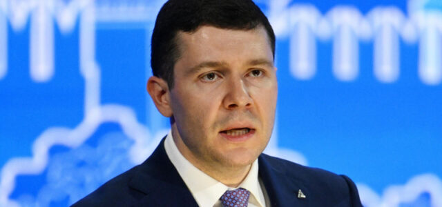 Алиханов рассказал о поручении Мантурова по программе автокредитования