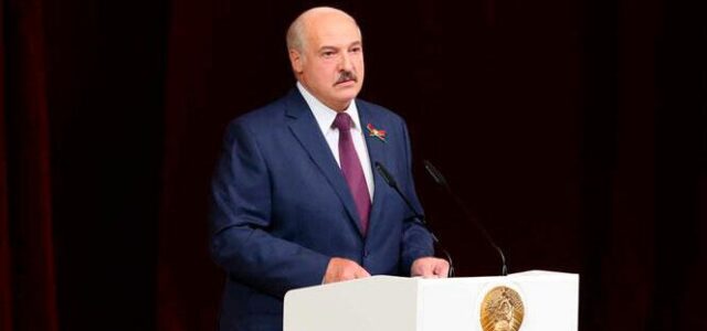 Лукашенко назвал причины конфликта на Украине