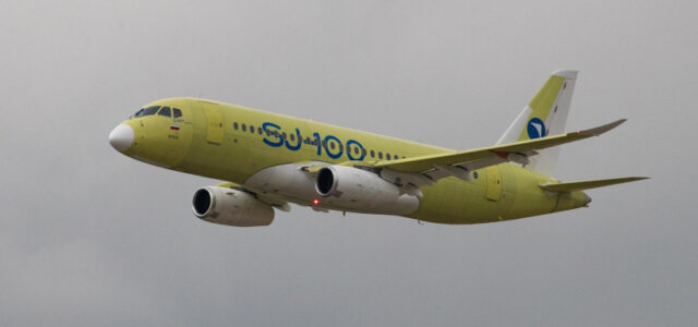Минтранс назвал срок получения сертификата на импортозамещенный Superjet