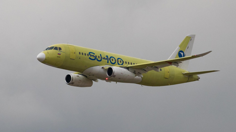 Минтранс назвал срок получения сертификата на импортозамещенный Superjet