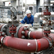 Суд обязал Wintershall приостановить разбирательства против России