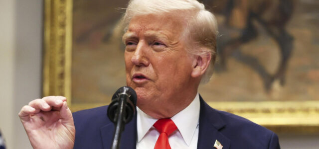 Трамп пообещал не вводить пошлины в полном объеме