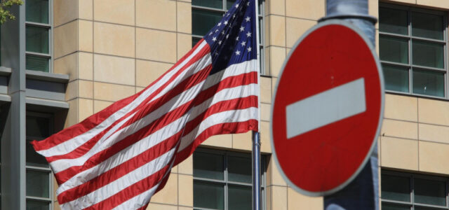 Треть компаний из США утратили право на обратный выкуп активов в России