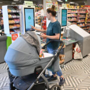Замглавы Минтруда назвал сферы, в которых снизится число работников