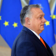 Брюссель вынашивает план отказа от российских энергоресурсов, заявил Орбан