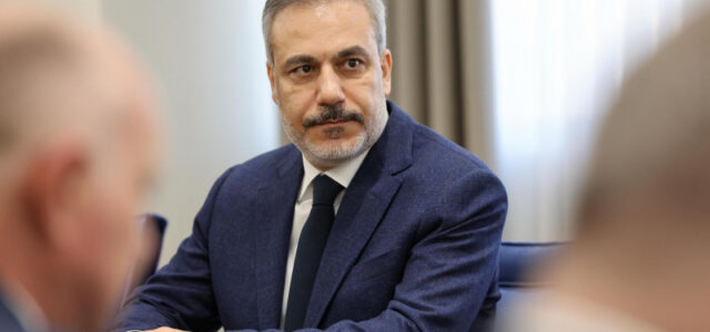 Делегации Москвы и Киева могут скоро встретиться, допустил глава МИД Турции
