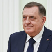 Додик намерен принять участие в ПМЭФ