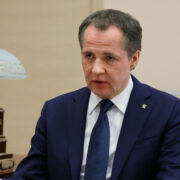 Гладков попросил у Путина помощи на восстановление предприятий