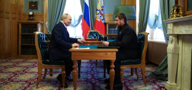Кадыров доложил Путину о росте экономических показателей в Чечне