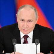 Ливанский академик назвал инициативу Путина по Украине шагом победителя