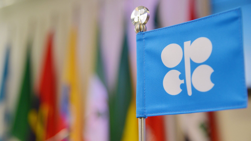 ОПЕК+ увеличила добычу нефти на 475 тысяч баррелей в сутки