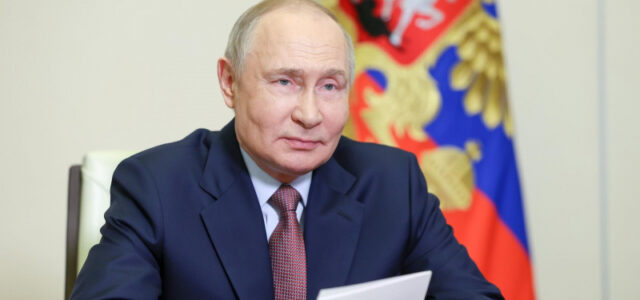 Путин поручил подумать над выращиванием генно-модифицированных деревьев