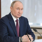 Путин внес на ратификацию в ГД протокол о розыске лиц в СНГ