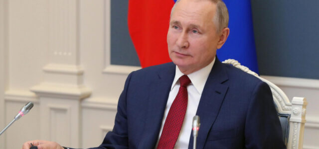 Путин заявил, что селекция и семеноводство находятся в поле зрения властей