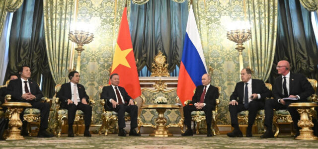 Россия продолжит инвестировать во Вьетнам, заявил глава РФПИ