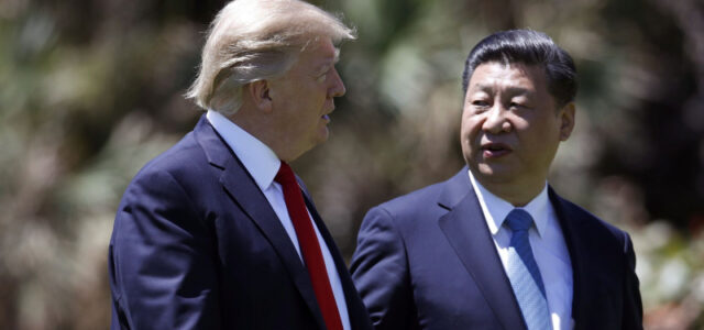 Трамп хочет провести разговор с Си Цзиньпином