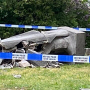 В Чехии вандалы разбили памятник советскому солдату