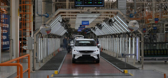 В Минске представили первый электромобиль Geely EX5