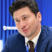Асланбек Начоев: рынок готовится к развороту в сторону инвестиций