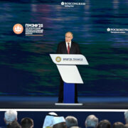 Путин: Глобальный Юг может повлиять на решение конфликта на Ближнем Востоке