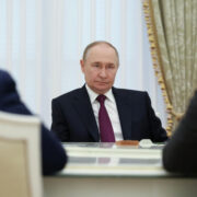 Путин предложил создать в ЕАЭС цифровую инвестиционную платформу