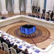 России нужно реализовать потенциал новых регионов, заявил Путин