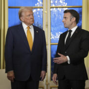 Во Франции рассказали, как Трамп унизил Макрона