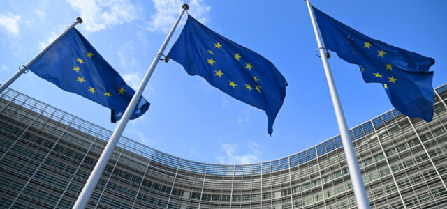 ЕС утвердил присоединение Болгарии к еврозоне
