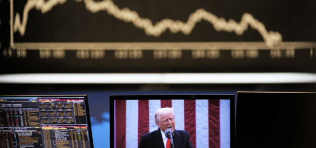 Еще 12 стран получат уведомления от Трампа о новых пошлинах
