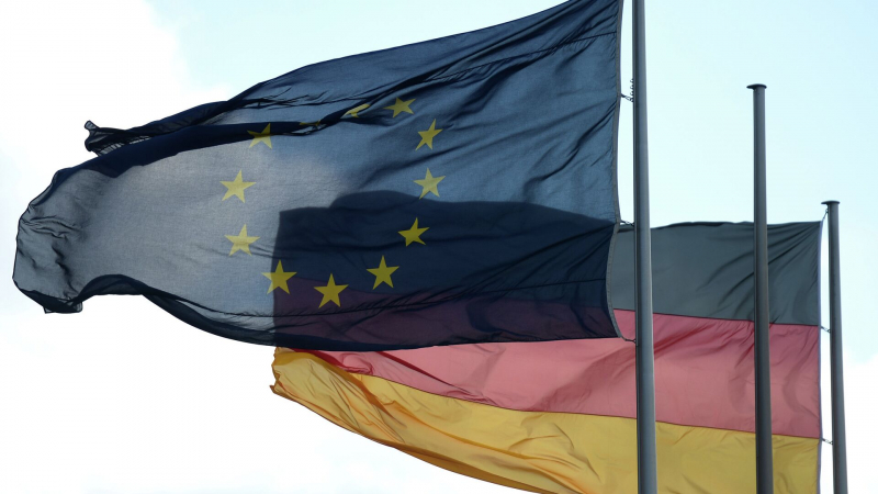 Германия и Нидерланды выступили против совместных кредитов ЕС