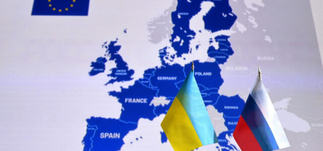 Кремль: сложность ситуации на Украине не дает решить проблему моментально
