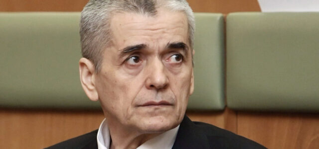 Онищенко призвал не бояться сибирской язвы при поездках в Казахстан