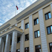 Румыния обвинила высланных российских послов в поддержке захвата власти