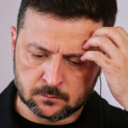 В Киеве жестко ответили Зеленскому на слова о переговорах с Россией