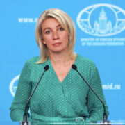 Захарова рассказала, зачем Запад дал Украине 43 миллиарда долларов
