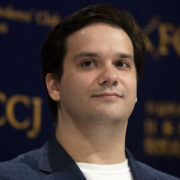 Марк Карпелес предложил изменить код биткоина для возврата $5 млрд
