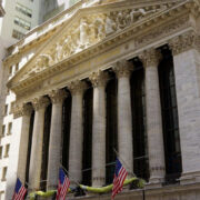 NYSE внедряет блокчейн на Уолл‑стрит