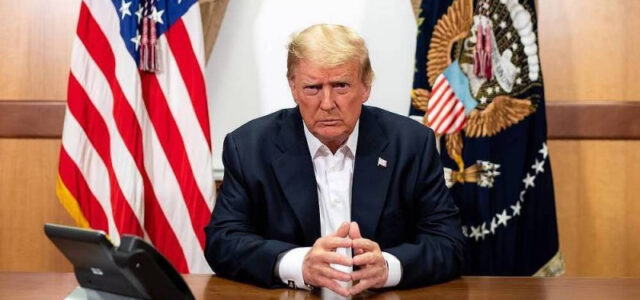 Трамп призывает принять закон Clarity Act и критикует банки