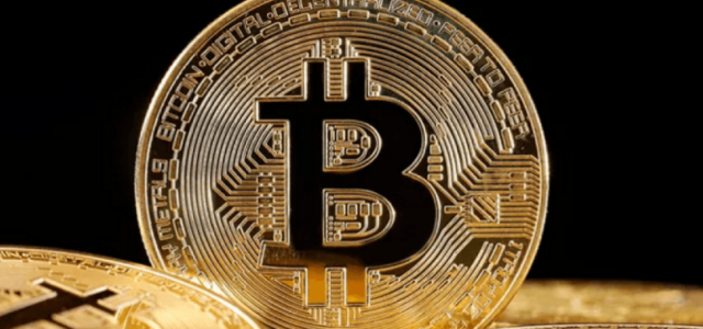 Биткоин вернулся к $69 000, поскольку ведутся переговоры о прекращении огня